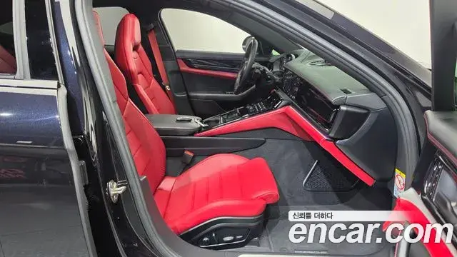 Porsche Panamera 2025 — ფოტო 18/40