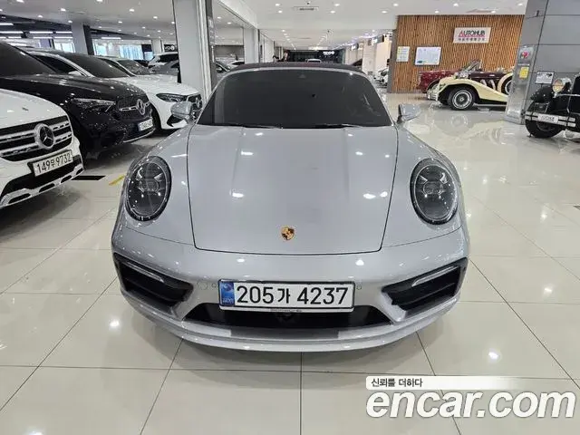 Porsche 911 2024 — ფოტო 14/20