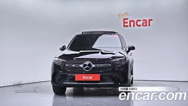 Mercedes-Benz GLC-Class 2023 — ფოტო 22/31