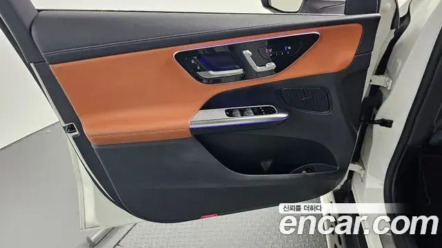 Mercedes-Benz GLC-Class 2023 — ფოტო 30/33