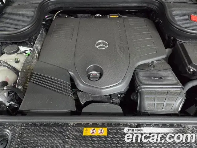 Mercedes-Benz GLE-Class 2025 — Фото 5/17