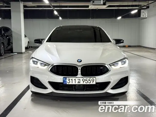 BMW 8 Series 2023 — Фото 2/20