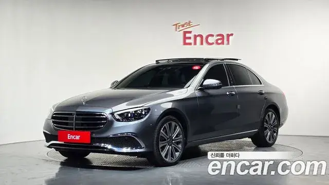 Mercedes-Benz E-Class 2021 — Фото 20/20