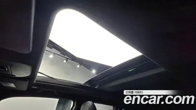 Jeep Renegade 2021 — ფოტო 15/35