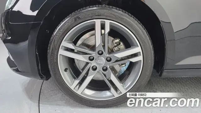 Audi A4 2019 — Şəkil 19/20