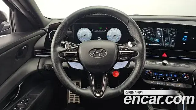 Hyundai The New Avante Hybrid 2022 — Photo 30/32