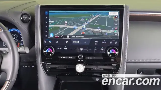 Toyota Alphard 2025 — Şəkil 2/34