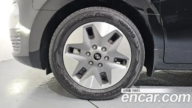 Hyundai Staria 2022 — Photo 5/20
