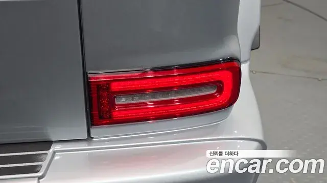 Mercedes-Benz G-Class 2021 — Şəkil 24/32