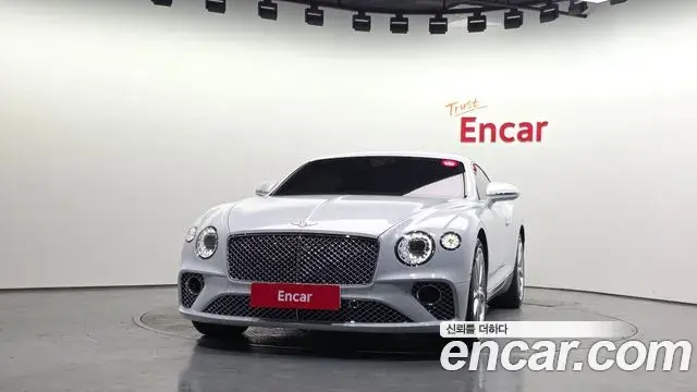 Bentley Continental GT 2020 — ფოტო 11/20