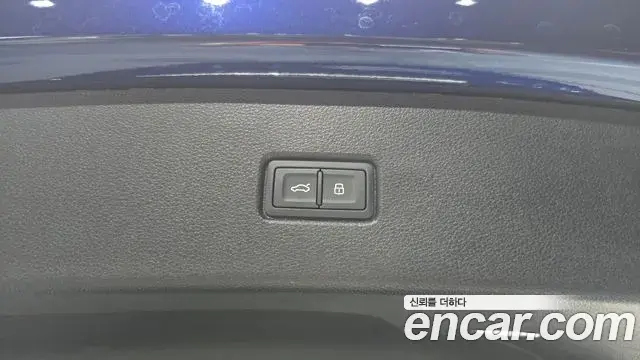 Audi Q5 2022 — Photo 35/36