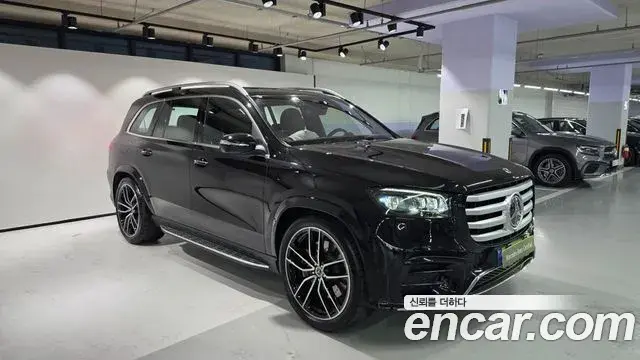 Mercedes-Benz GLS-Class 2026 — Photo 19/20