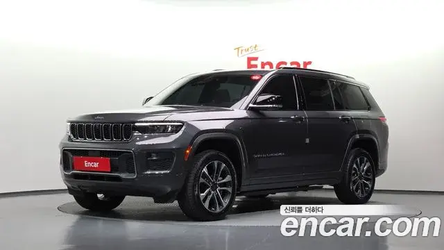 Jeep Grand Cherokee 2022 — Фото 1/20