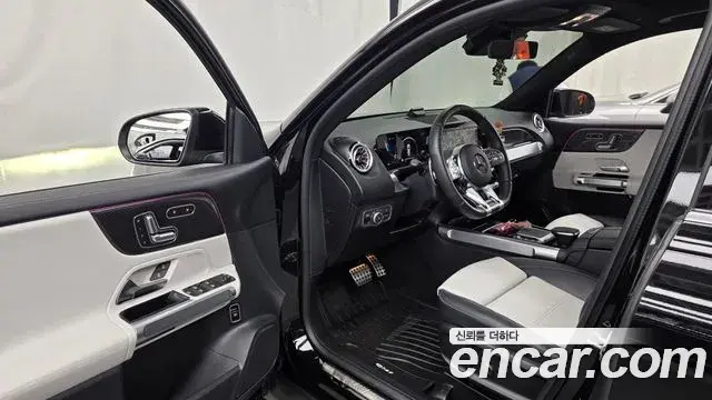 Mercedes-Benz GLB-Class 2022 — ფოტო 10/20