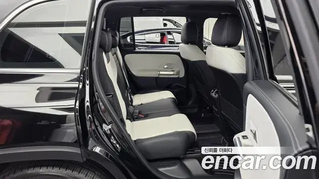 Mercedes-Benz GLB-Class 2022 — ფოტო 12/20