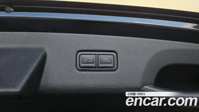 Kia Carnival 2024 — Photo 21/33