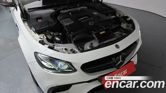Mercedes-Benz E-Class 2018 — Photo 6/20
