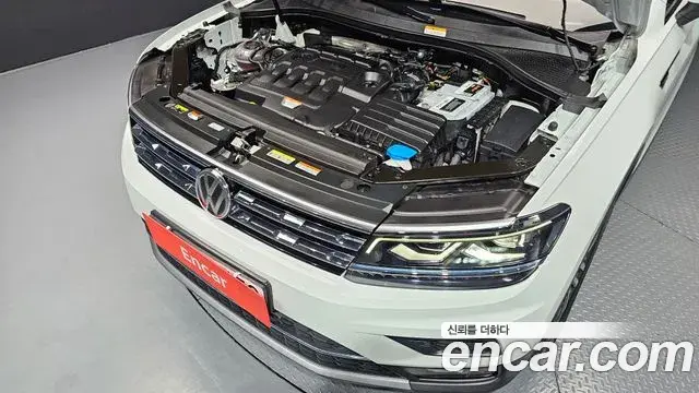 Volkswagen Tiguan Allspace 2020 — Фото 6/20