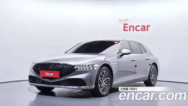Genesis G90 2022 — Фото 1/20