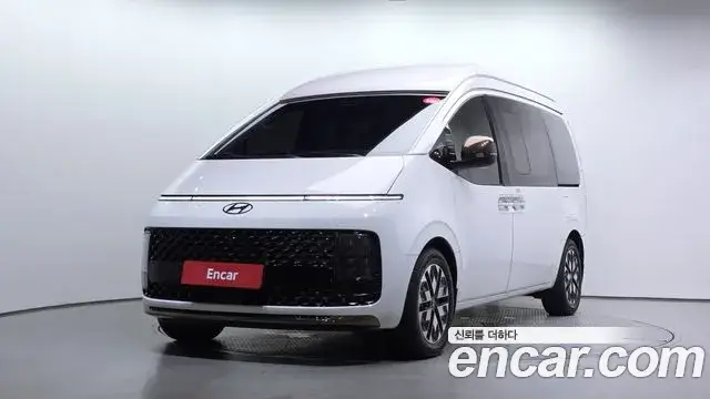 Hyundai Staria, 2025