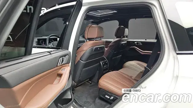 BMW X5 2025 — Фото 11/20