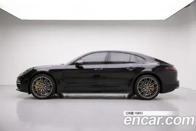 Porsche Panamera 2021 — Фото 20/20
