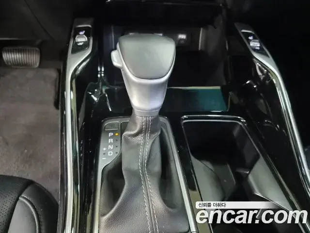 Kia Sorento 2022 — Photo 7/20