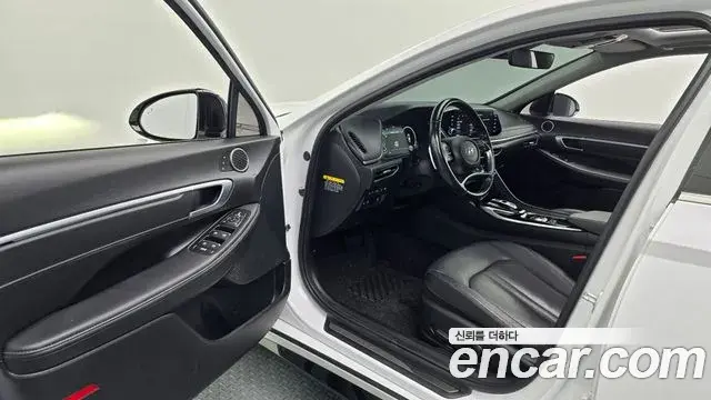 Hyundai Sonata 2019 — Фото 10/20