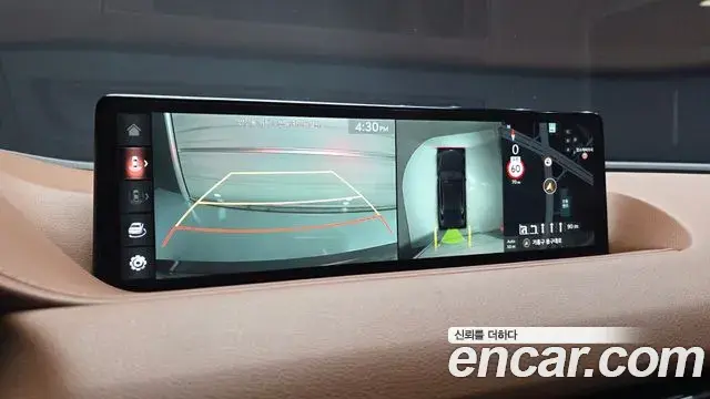Genesis Electrified G80 2023 — Photo 16/20