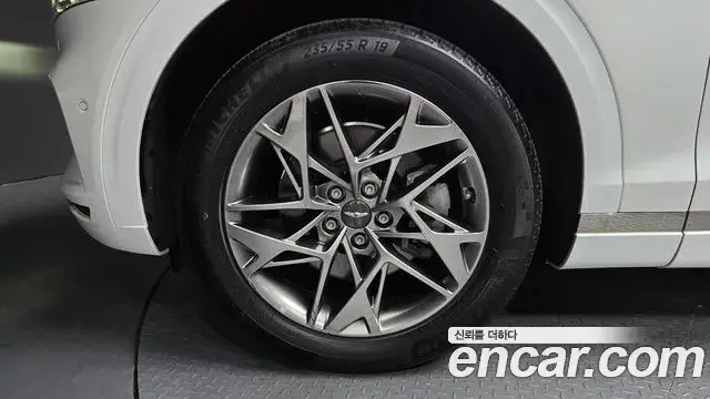 Genesis GV70 2021 — Şəkil 16/20