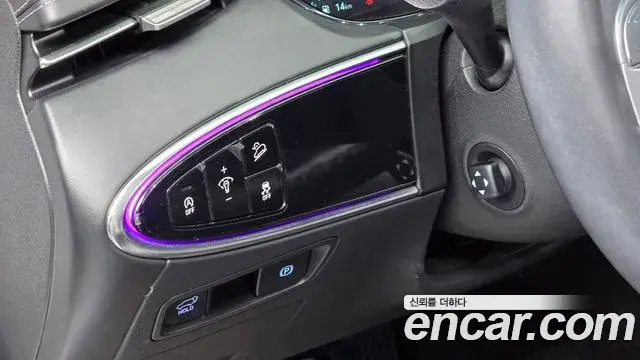 Genesis GV70 2021 — Şəkil 12/20
