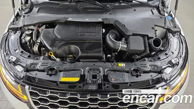 Land Rover Range Rover Evoque 2021 — Фото 6/20
