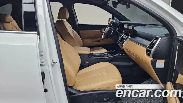 Kia Sorento 2023 — Фото 11/20
