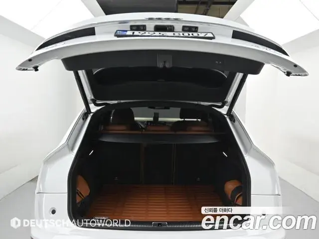Audi Q5 2022 — Фото 18/20