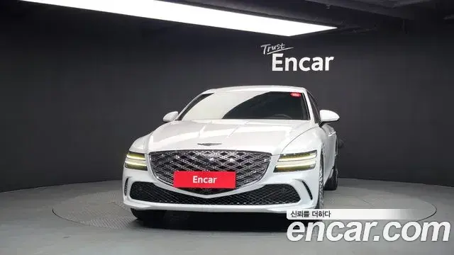 Genesis Electrified G80 2024 — Photo 3/20