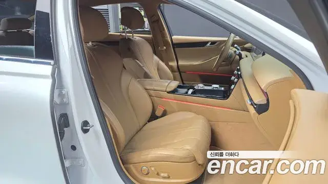 Genesis Electrified G80 2024 — Photo 11/20