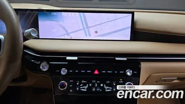 Genesis Electrified G80 2024 — Photo 14/20