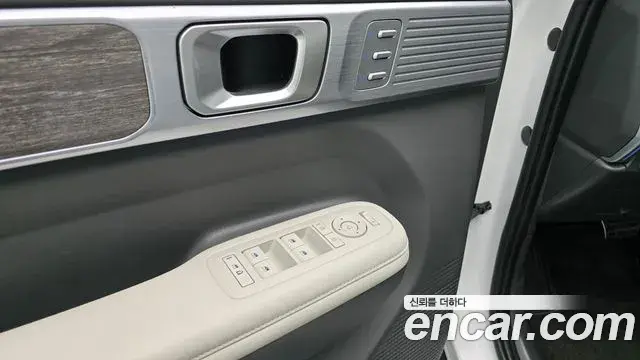 Hyundai Santa Fe 2023 — Фото 20/20