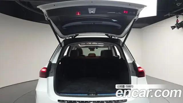 Mercedes-Benz GLE-Class 2025 — Фото 20/20