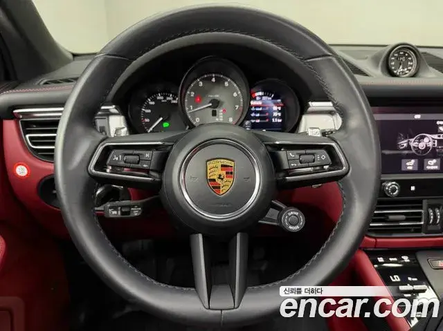 Porsche Macan 2022 — Şəkil 2/20
