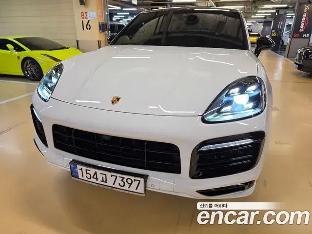 Porsche Cayenne 2022 — Фото 9/20