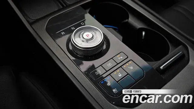 Kia K8 2025 — Photo 9/20