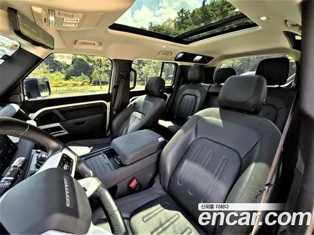 Land Rover Defender 2020 — Фото 7/20