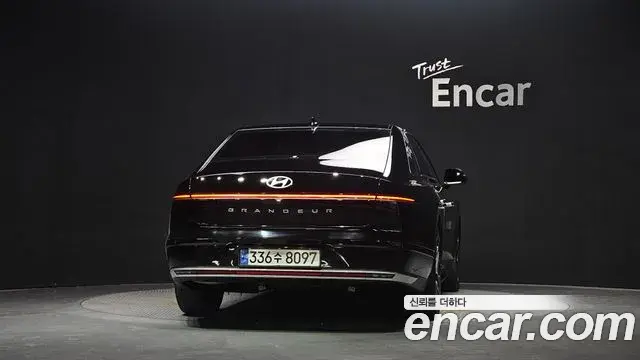 Hyundai Grandeur 2023 — Photo 4/20