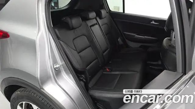 Kia Sportage The Bold 2020 — Фото 12/20