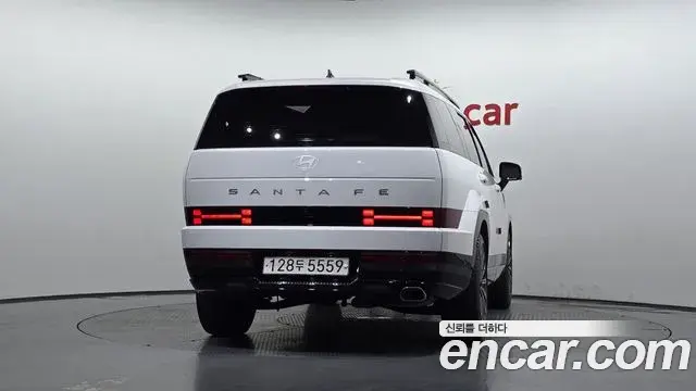 Hyundai Santa Fe 2024 — Photo 4/20