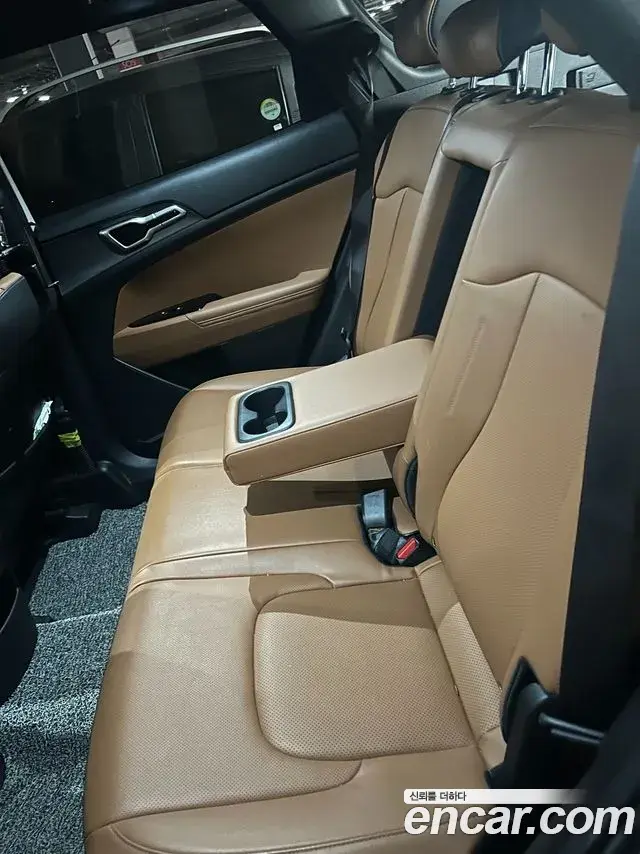 Kia Sportage 2021 — Фото 11/15