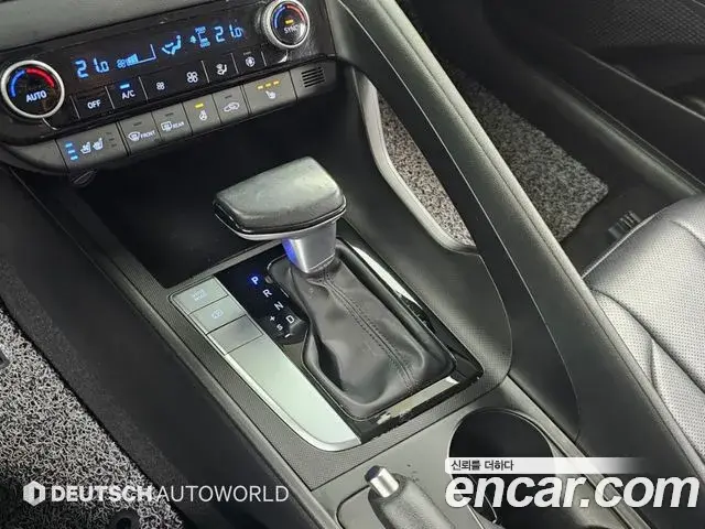 Hyundai Avante 2021 — Photo 13/20