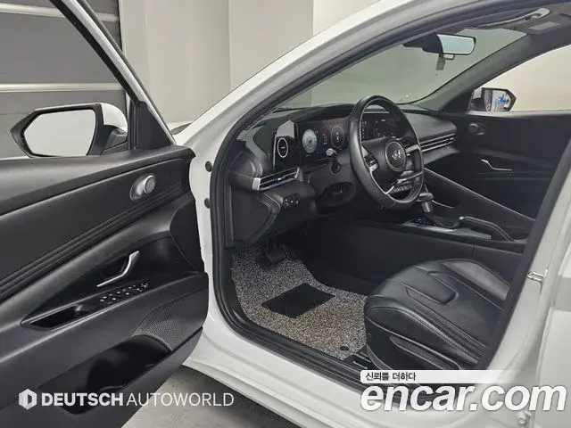 Hyundai Avante 2021 — Photo 16/20