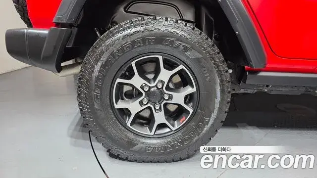 Jeep Wrangler 2023 — Фото 5/20
